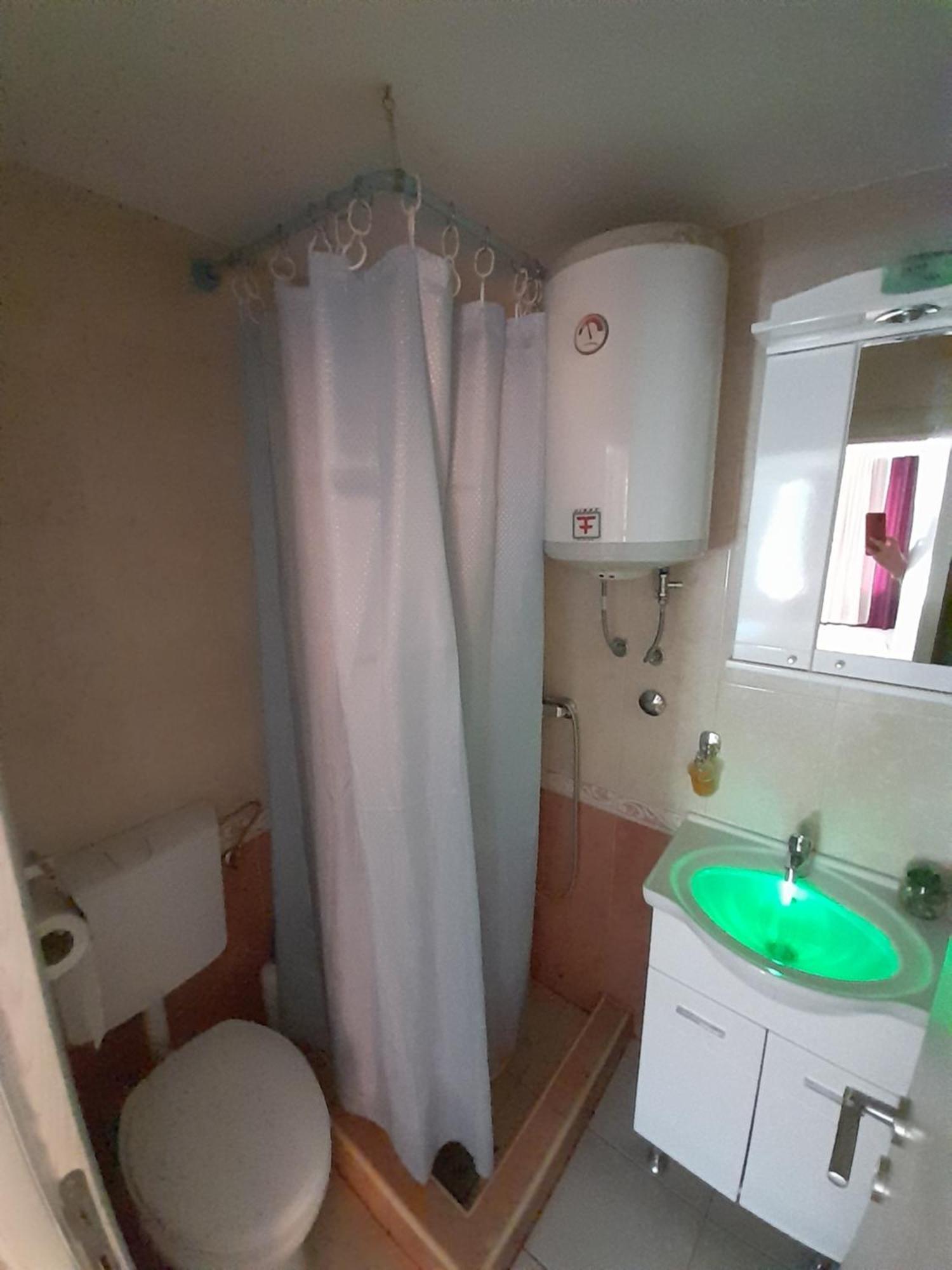 Apartments Kovacevic Petrovac Bilik gambar