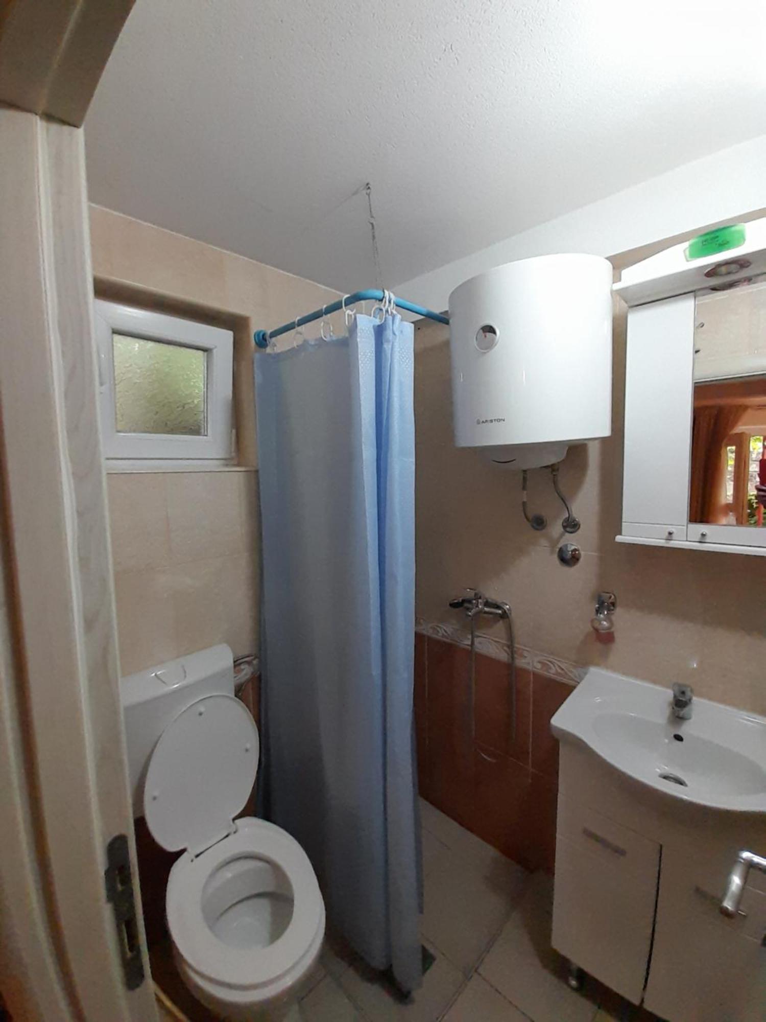 Apartments Kovacevic Petrovac Bilik gambar