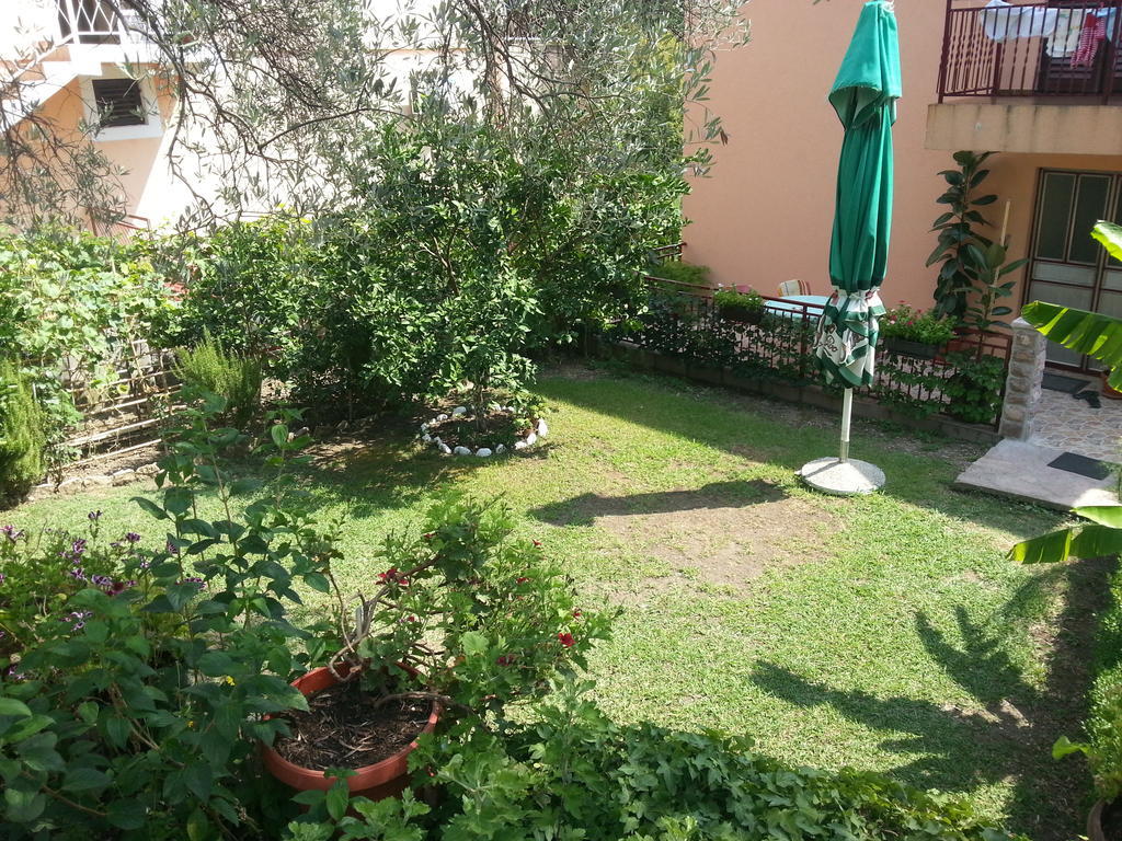 Apartments Kovacevic Petrovac Luaran gambar